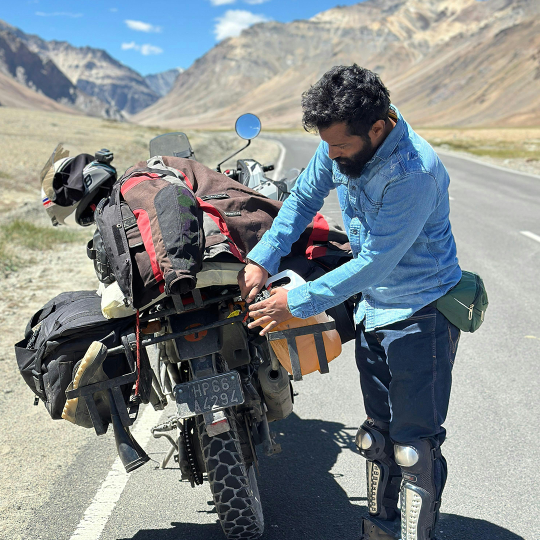 Best Ladakh Bike Trip from Srinagar to Manali | Umling La | Tso Moriri