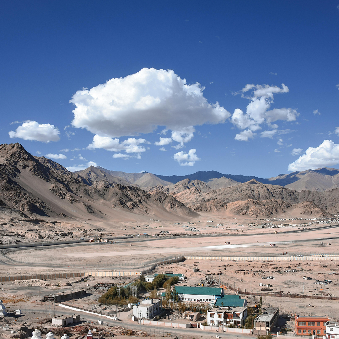 Best Ladakh Bike Trip from Srinagar to Manali | Umling La | Tso Moriri