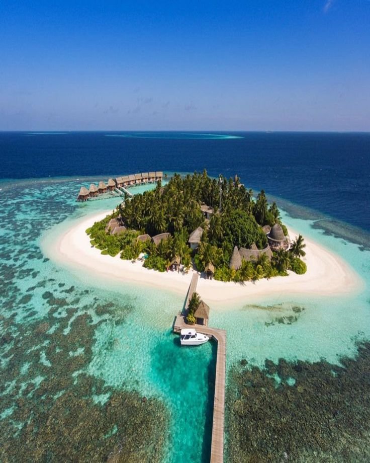 5 Days Maldives Trip with Beach Bungalow at Makunudu