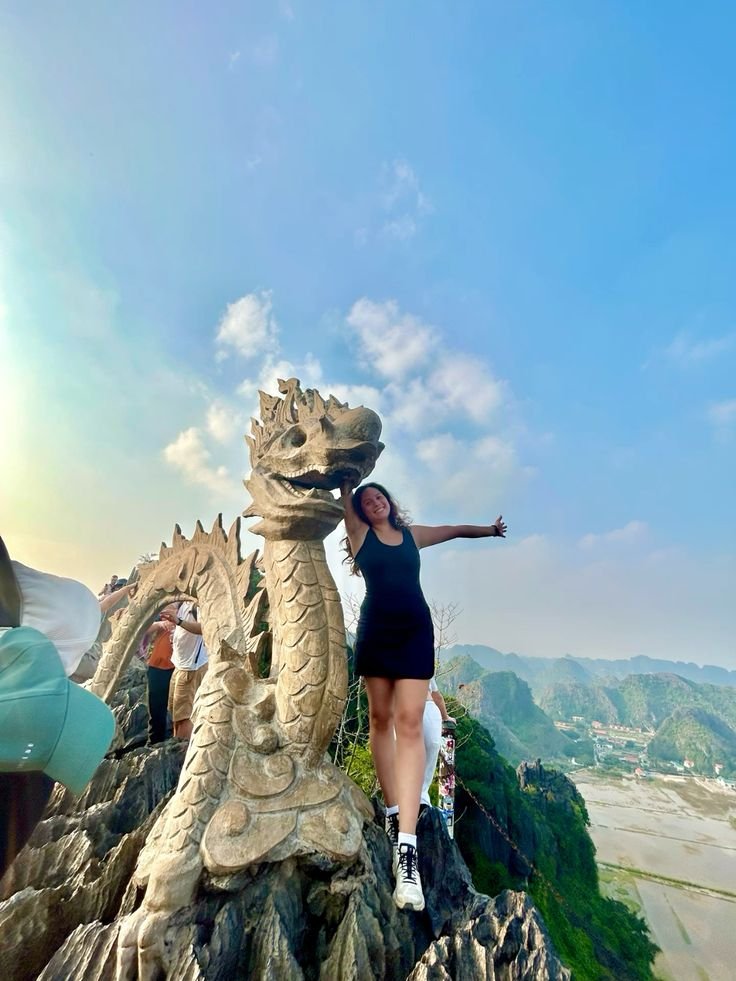 Exclusive Vietnam Tour: 5 Days in Hanoi, Ninh Binh & More