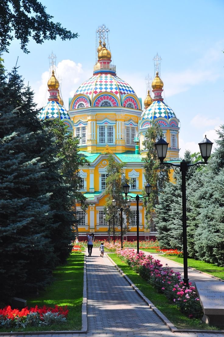 Perfect Short Trip to Almaty: 4 Days Tour Package